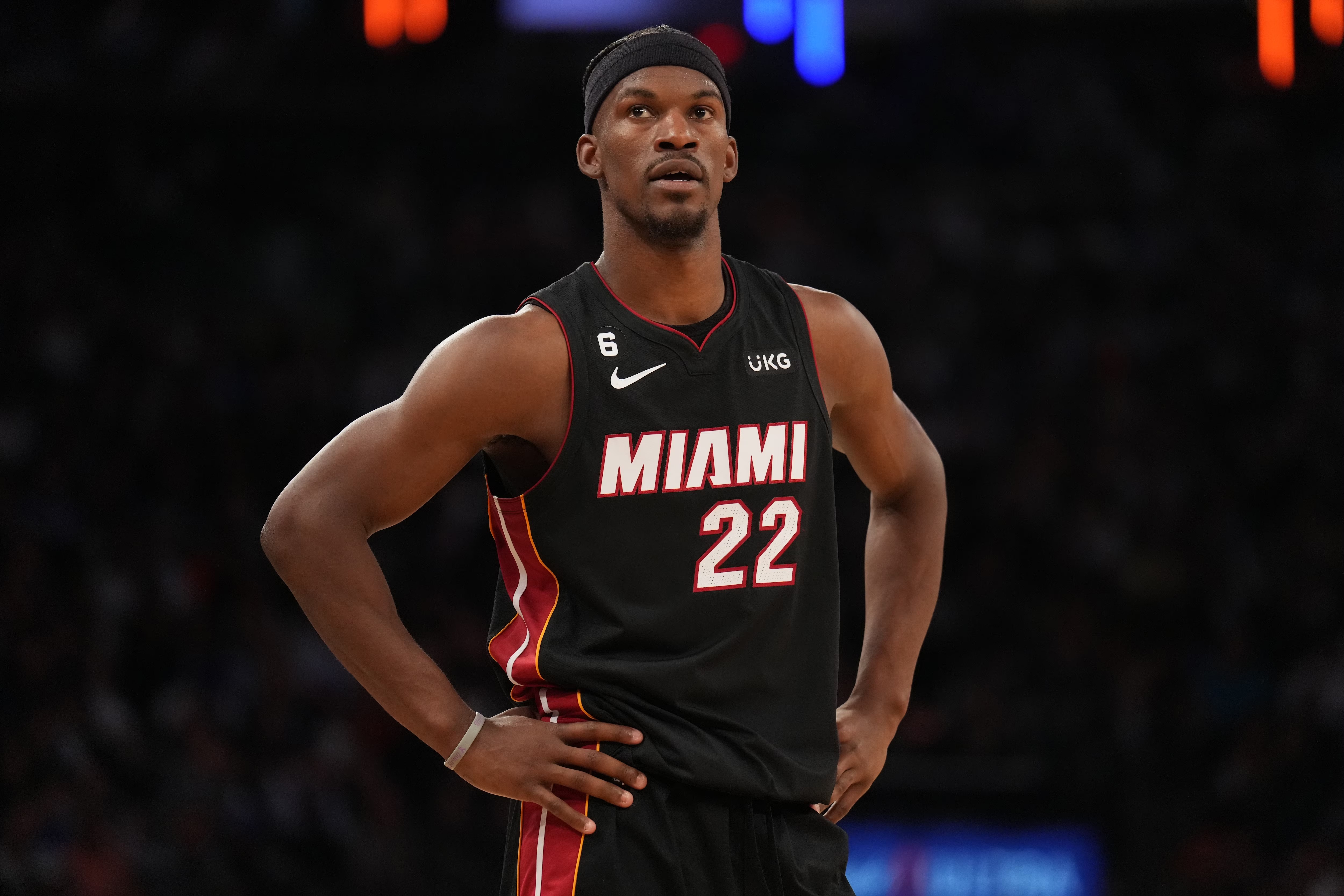 关于热火球员活跃场上,持续贡献关键进球的信息 关于热火球员活跃场上,持续贡献关键进球的信息