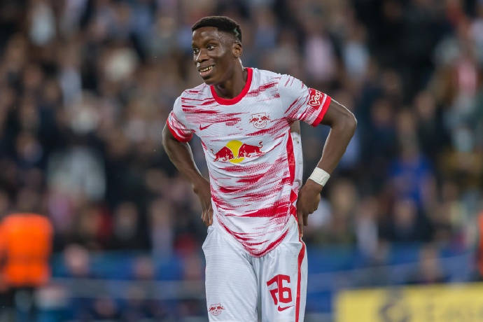 塞尔塔维戈客场击败对手,实现关键胜利 塞尔塔维戈客场击败对手,实现关键胜利