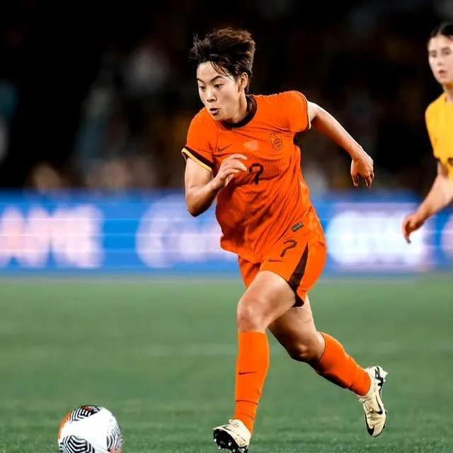 关于荷兰女足队拟提高球员薪酬,提升队伍实力的信息 关于荷兰女足队拟提高球员薪酬,提升队伍实力的信息