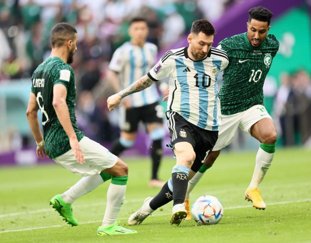 欧预赛比赛阿根廷再获胜,夺首场胜利 欧预赛比赛阿根廷再获胜,夺首场胜利