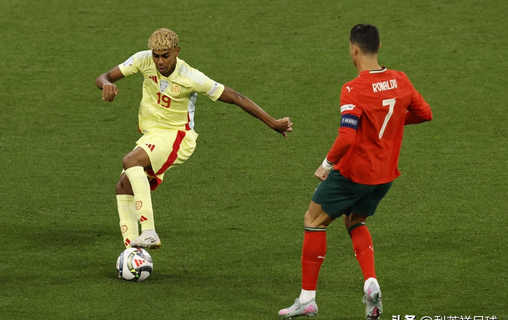 关于葡萄牙队灵活应对，成功晋级淘汰赛的信息