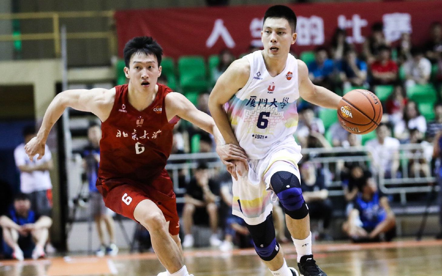 教练组新提拔的年轻队员表现抢眼的简单介绍