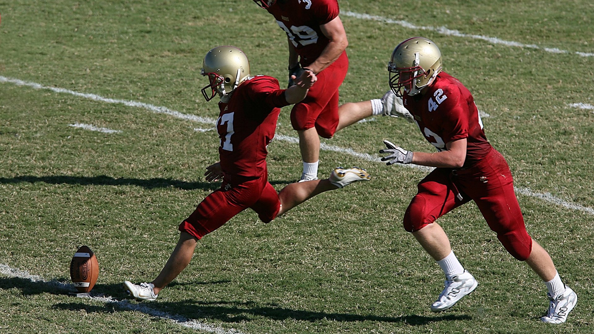 步行者关键战突围勇士，范弗利特在F1新赛季揭幕战接管比赛，跨界竞技场上的关键先生哲学